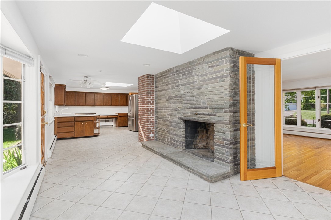 132 Timberline Road Warwick, RI 02886 - Photo 7 of 37