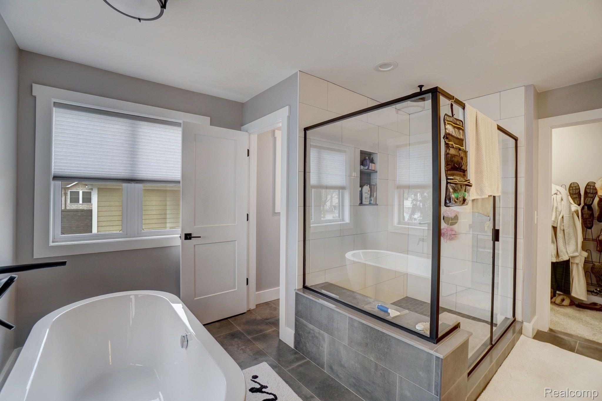 306 Woodside Road Royal Oak, MI 48073 - Photo 11 of 15 Gallery Image 11