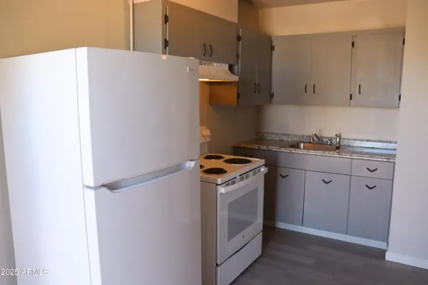 $575,000 | 216 North Canyon Drive, Sierra Vista, AZ 85635