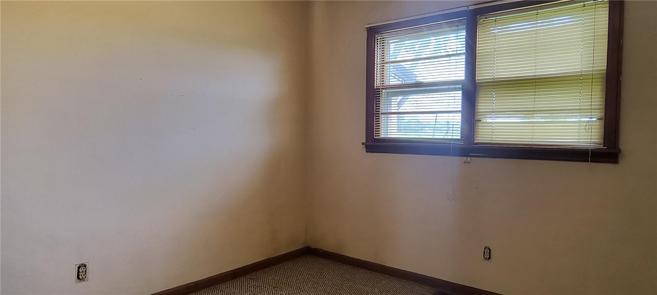 4455 East Kitridge Road Dayton, OH 45424 - Photo 21 of 58