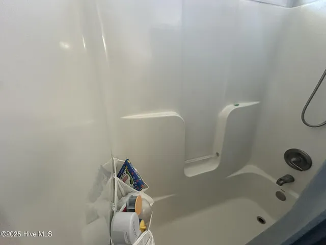 $2,600 | 303 Queenswood Boulevard, Elizabeth City, NC 27909