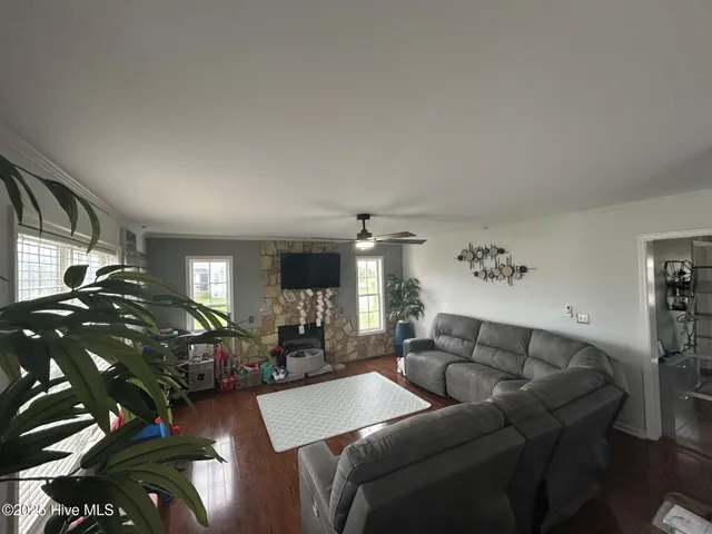 $2,600 | 303 Queenswood Boulevard, Elizabeth City, NC 27909