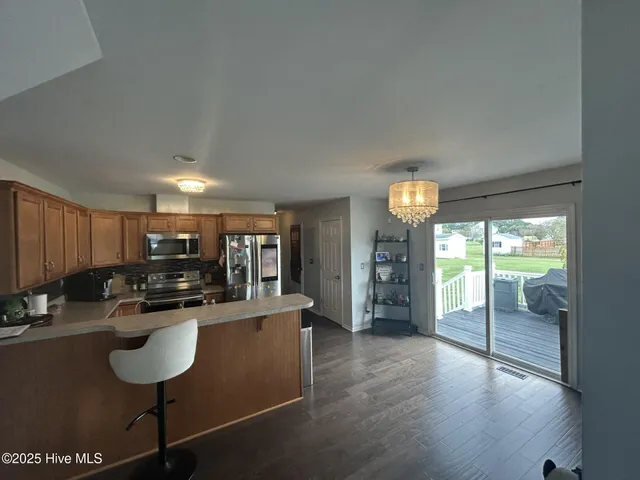 $2,600 | 303 Queenswood Boulevard, Elizabeth City, NC 27909