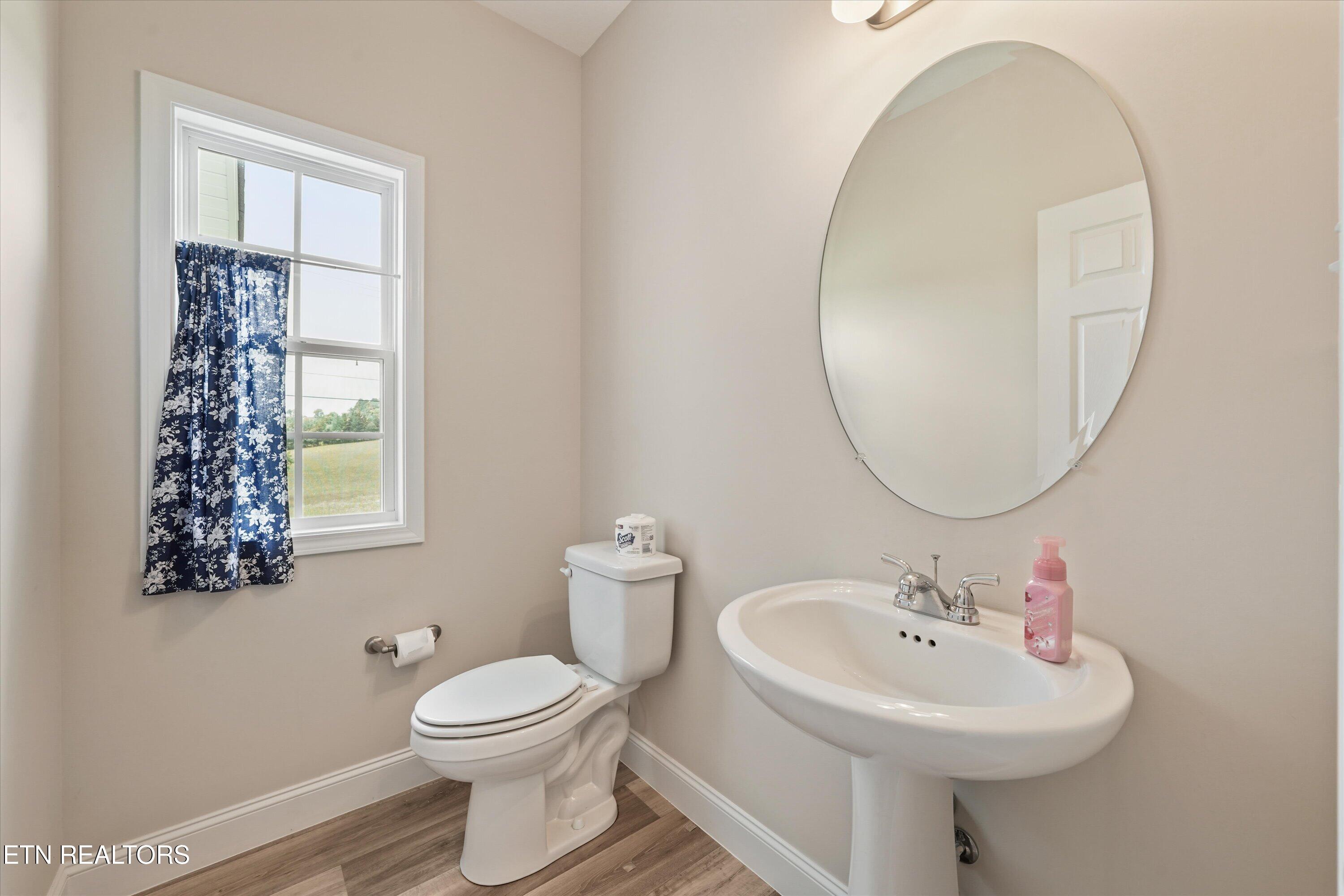8217 Zenith Lane Powell, TN 37849 - Photo 12 of 44 12-8217 Zenith Ln 09