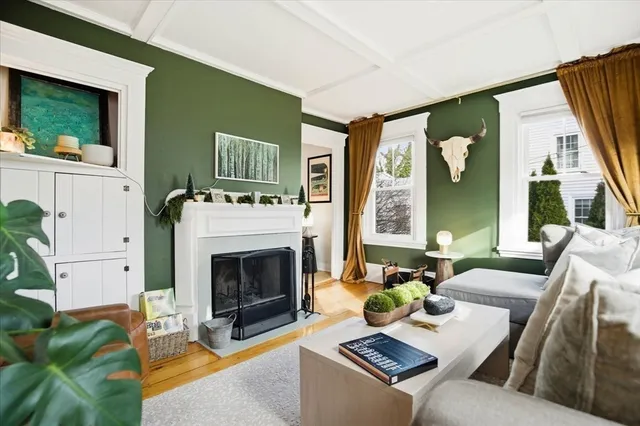 $835,000 | 368 Main Street, West Newbury, MA 01985