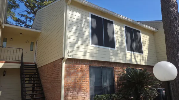 a view of an entryway