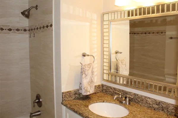 $169,500 | 14555 Wunderlich Drive, Unit 3108, Houston, TX 77069