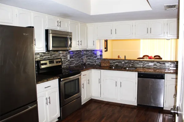 $169,500 | 14555 Wunderlich Drive, Unit 3108, Houston, TX 77069