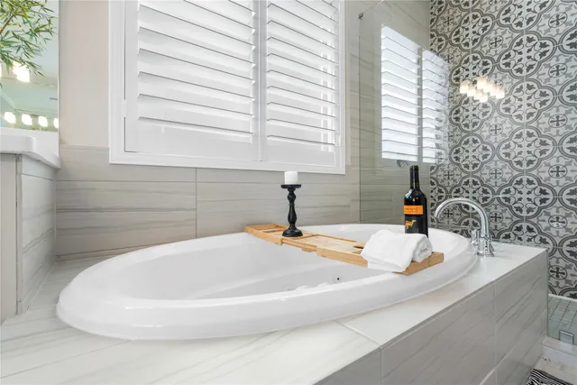 a bathroom with a bathtub