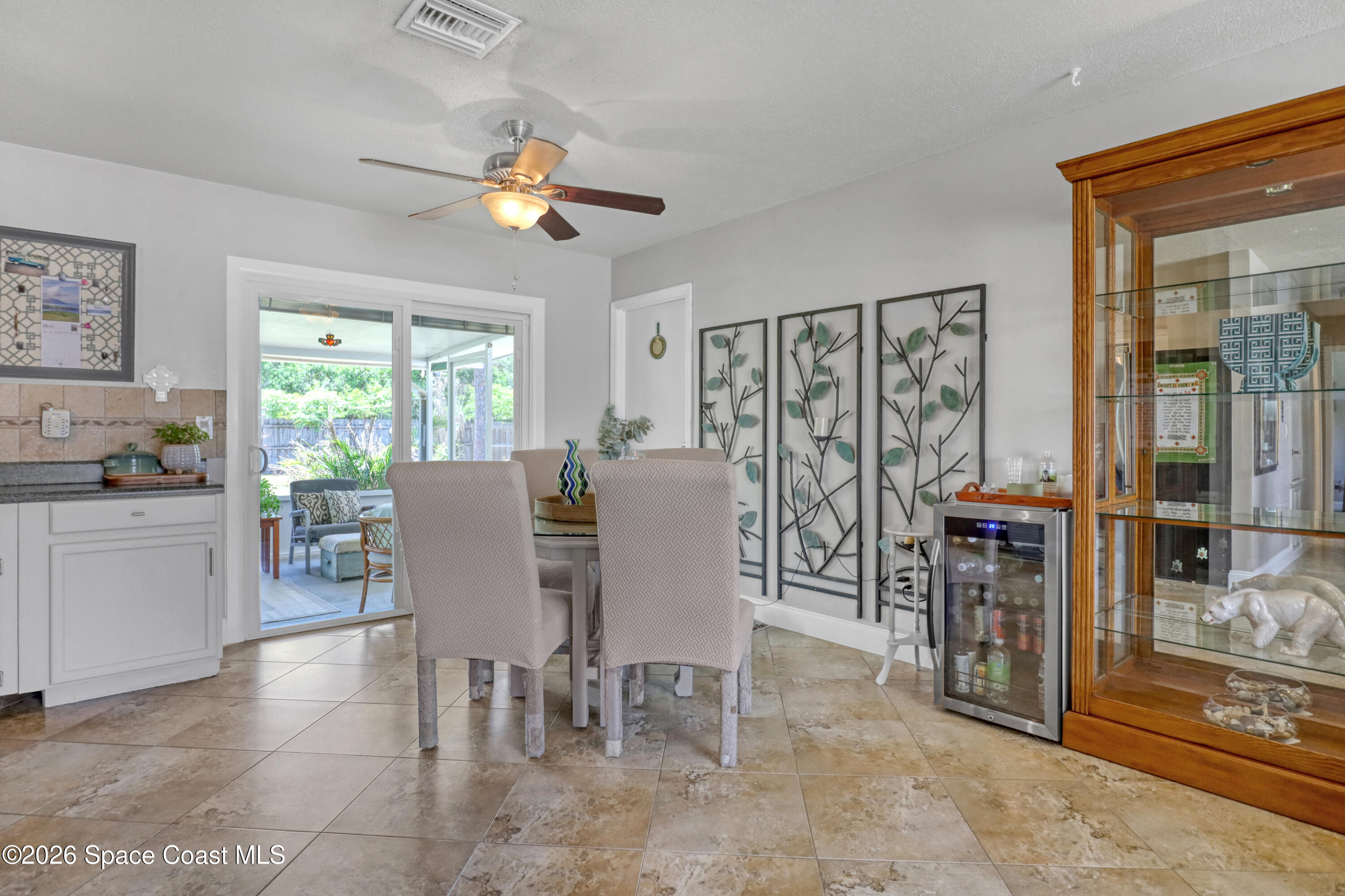 858 Carnival Road Southeast Palm Bay, FL 32909 - Photo 6 of 21 Dining Area