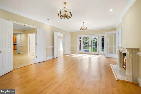 a view of a garden with an outdoor seating space