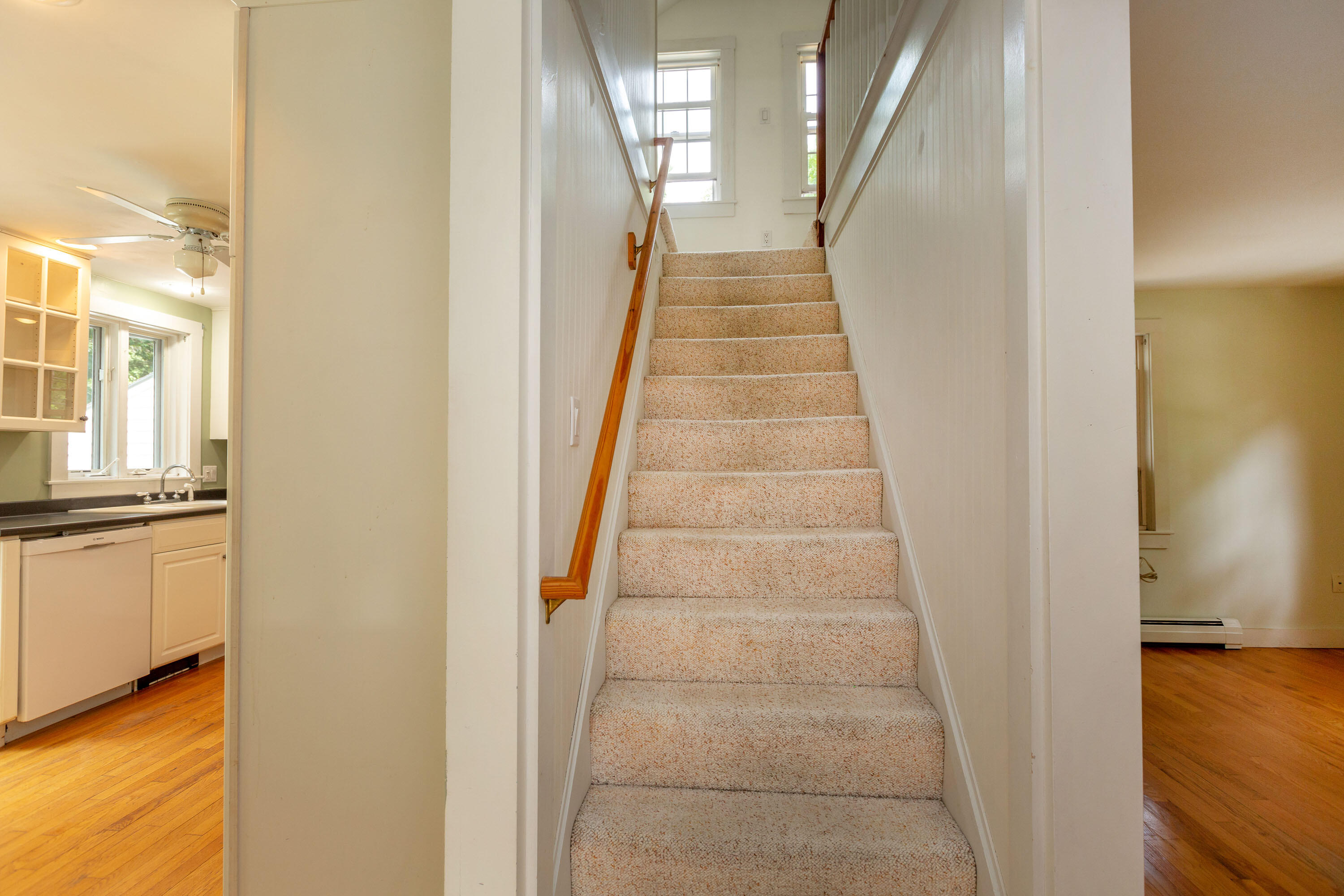 140 Church Road Brunswick, ME 04011 - Photo 20 of 42 Staircase