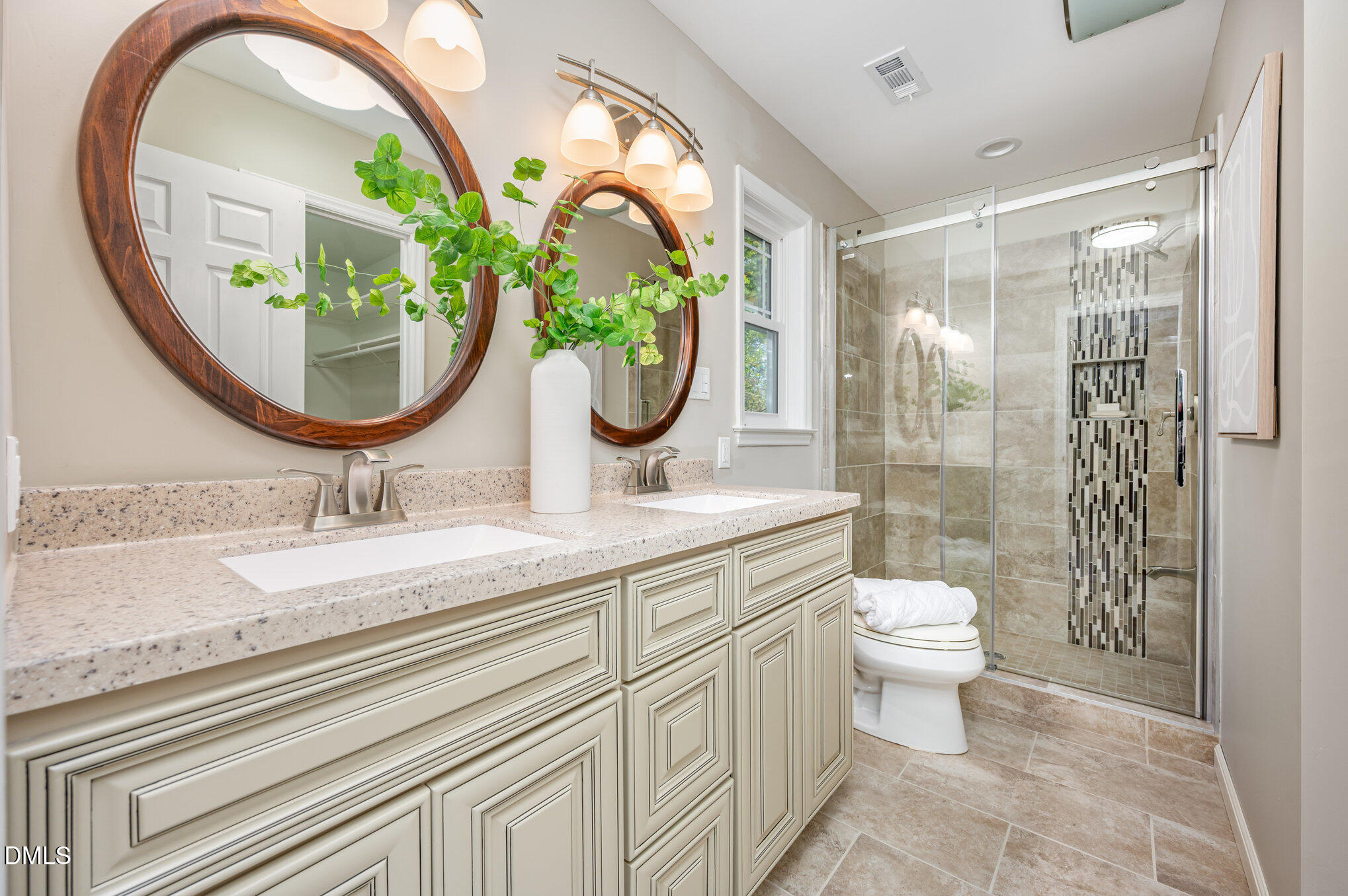 6504 Jade Tree Lane Raleigh, NC 27615 - Photo 17 of 28 017_file_574