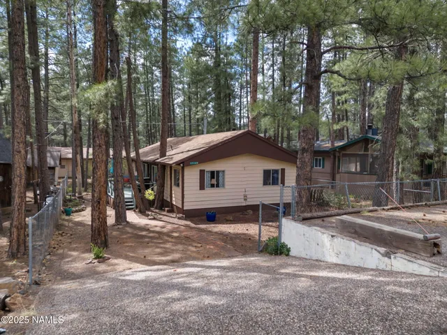 $340,000 | 17140 Redwood Drive, Munds Park, AZ 86017