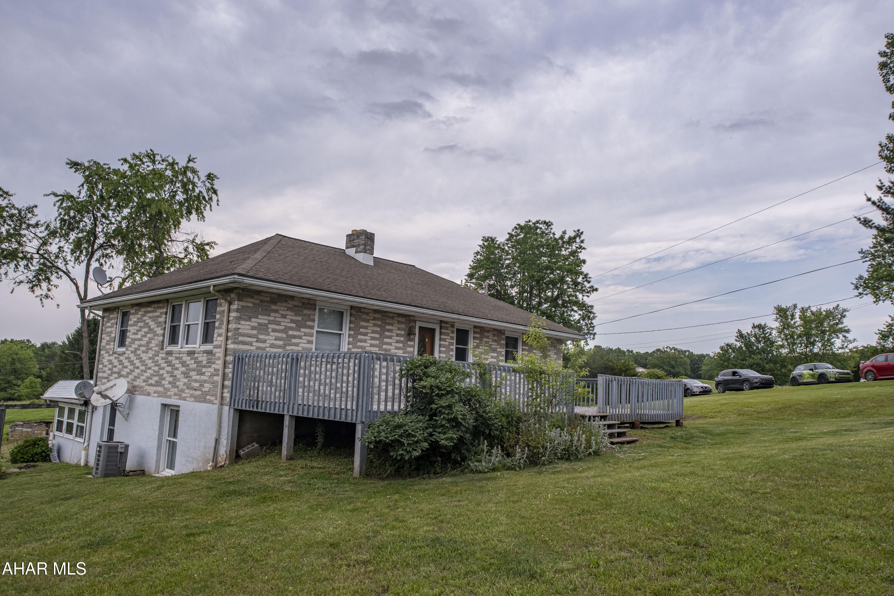264 Cromwell Ridge Road Hustontown, PA 17229 - Photo 2 of 47