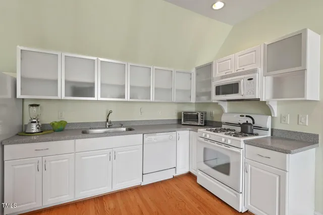 $2,700,000 | 417 Westbury Drive, Chapel Hill, NC 27516