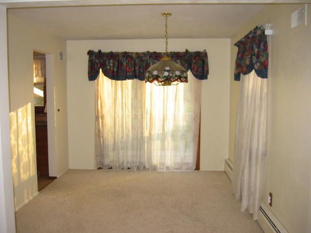 1014 Kingsbury Road Washington, IL 61571 - Photo 5 of 9 Gallery Image 5