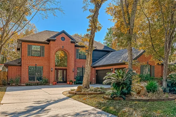 $4,100 | 11 Gabled Pines Place, The Woodlands, TX 77382