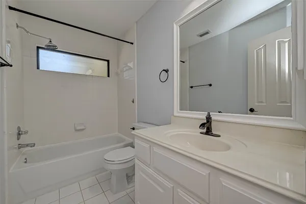 $4,100 | 11 Gabled Pines Place, The Woodlands, TX 77382