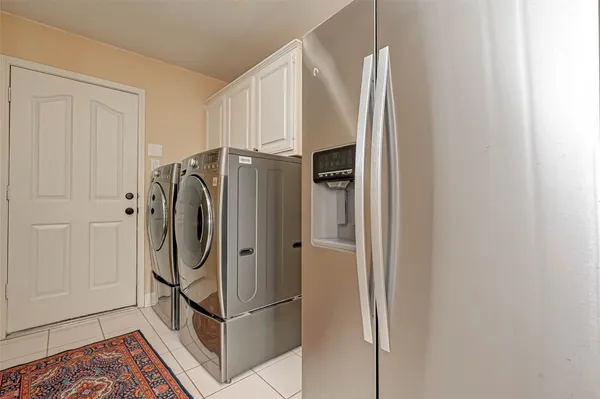 $4,100 | 11 Gabled Pines Place, The Woodlands, TX 77382