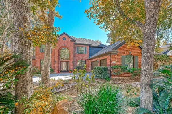 $4,100 | 11 Gabled Pines Place, The Woodlands, TX 77382