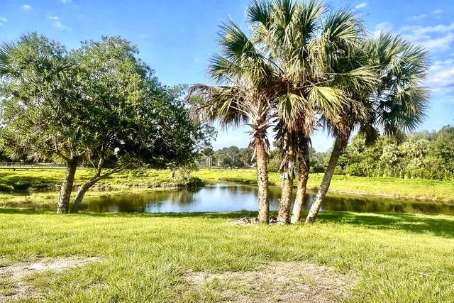 $294,500 | 2452 Southeast 130th Way, Okeechobee, FL 34974