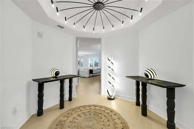 a view of entryway with livingroom