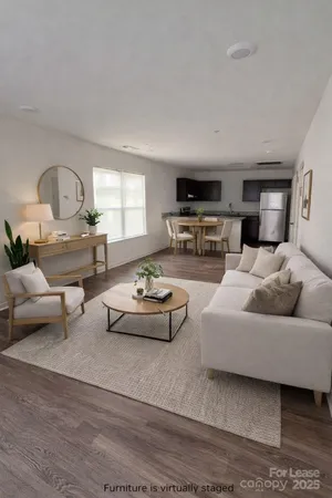 $1,324 | 2025 Oakdale Road, Unit Q, Charlotte, NC 28216