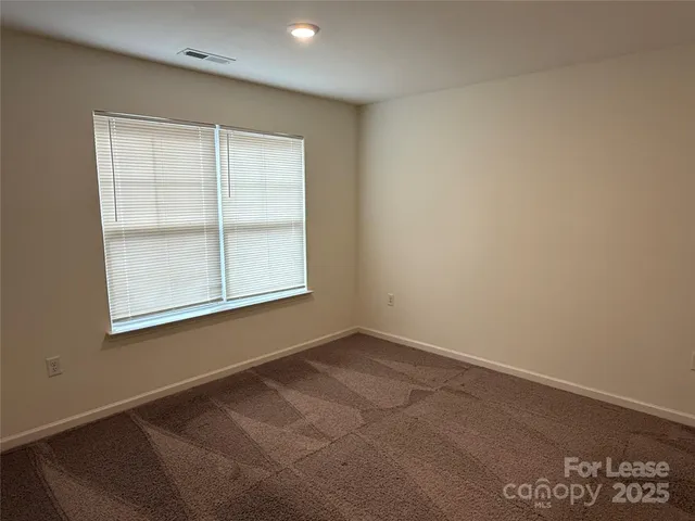 $1,395 | 2525 Oakdale Road, Charlotte, NC 28216