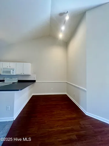 $1,500 | 248 Hibiscus Way, Wilmington, NC 28412