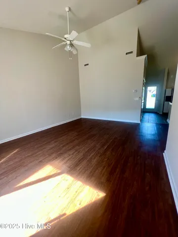 $1,500 | 248 Hibiscus Way, Wilmington, NC 28412