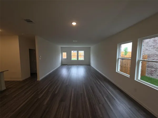 $2,800 | 2206 Pioneer Drive, Princeton, TX 75407