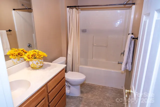 $495,000 | 67 Coldwater Lane, Unit 15A, Hendersonville, NC 28739