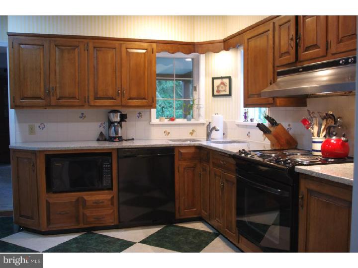 1542 Morstein Road Malvern, PA 19355 - Photo 16 of 25 Kitchen