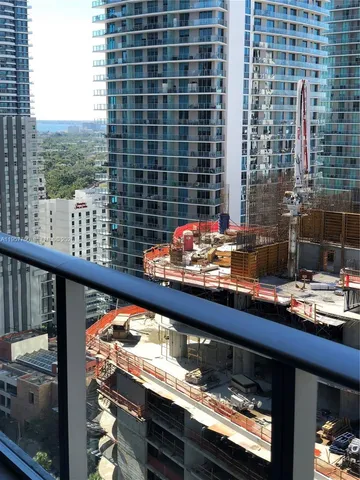 $5,250 | 1010 Brickell Avenue, Unit 2609, Miami, FL 33131