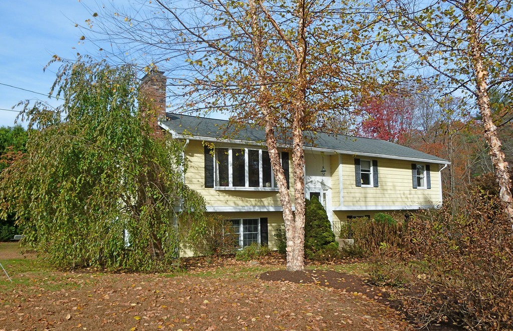 75 Park Hill Road Northampton, MA 01062 - Photo 1 of 17