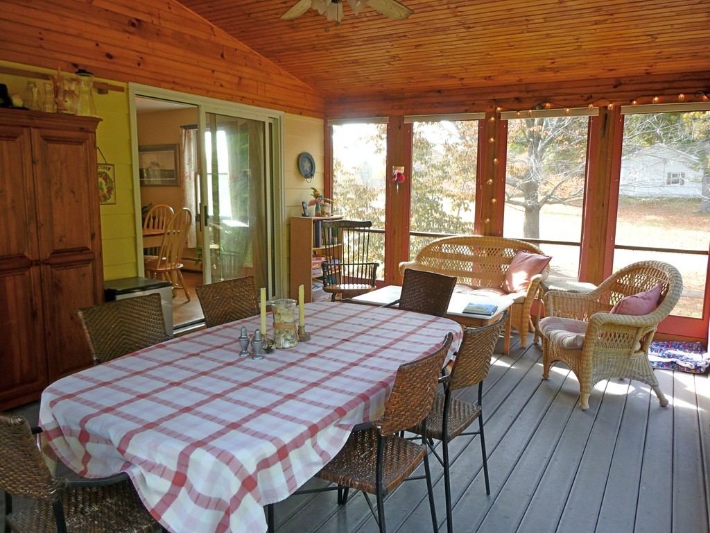 75 Park Hill Road Northampton, MA 01062 - Photo 13 of 17