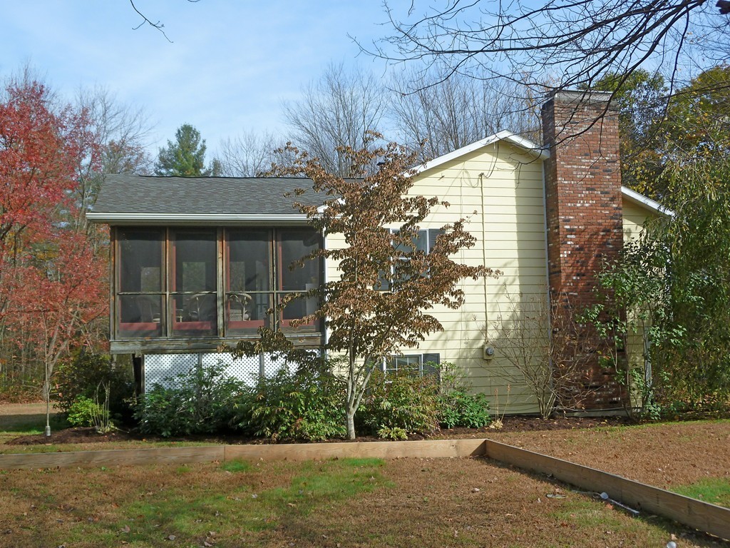 75 Park Hill Road Northampton, MA 01062 - Photo 16 of 17