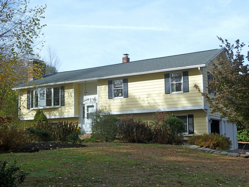 75 Park Hill Road Northampton, MA 01062 - Photo 2 of 17