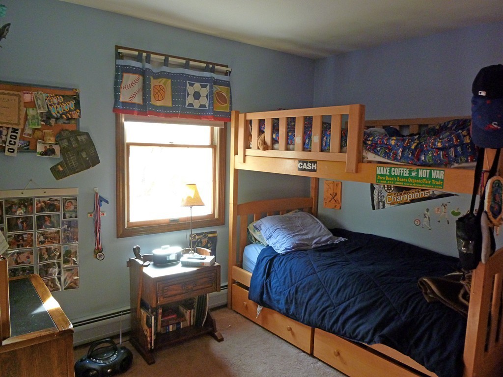 75 Park Hill Road Northampton, MA 01062 - Photo 9 of 17