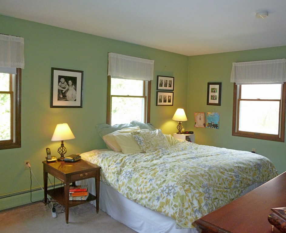 75 Park Hill Road Northampton, MA 01062 - Photo 10 of 17