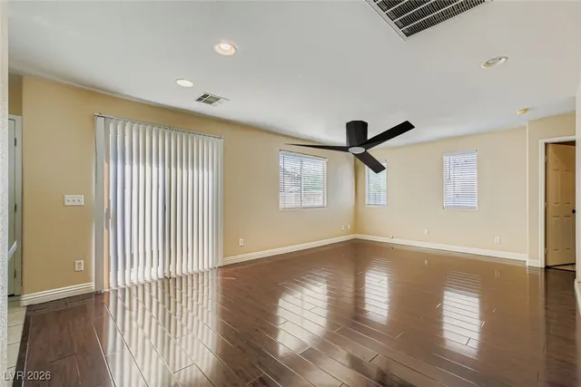 $2,175 | 5986 Ambleshire Avenue, Las Vegas, NV 89139
