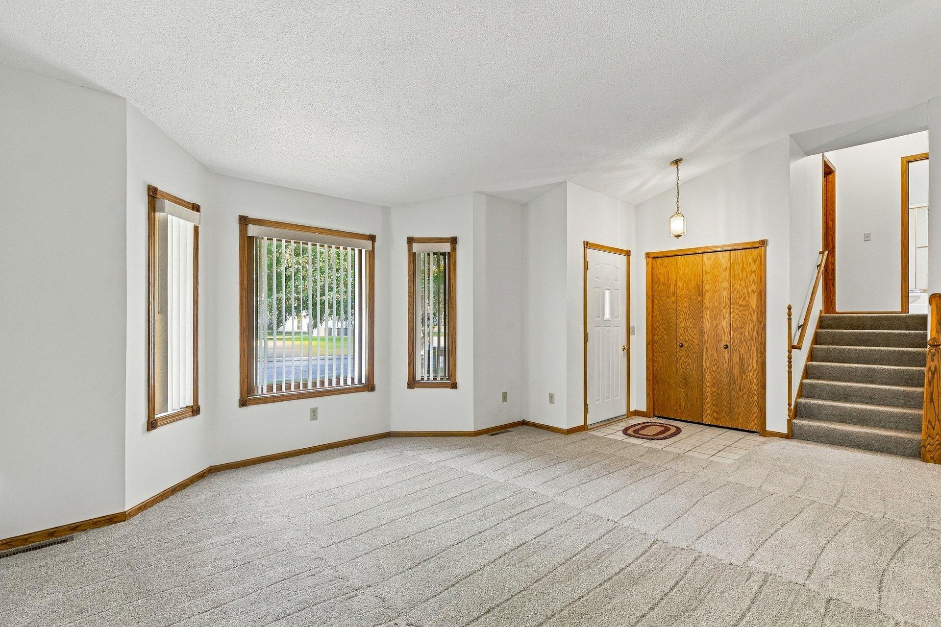 330 Shady Ridge Road Northwest Hutchinson, MN 55350 - Photo 3 of 28 Gallery Image 3