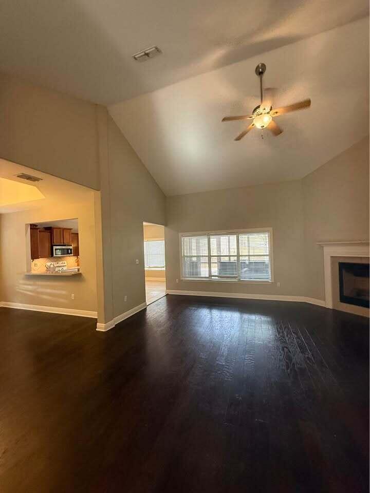371 Symphony Way Freeport, FL 32439 - Photo 20 of 26 a view of a livingroom with a ceiling fan and window