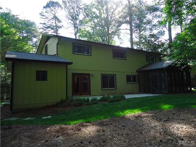 1533 Shadowood Lane Raleigh, NC 27612 - Photo 18 of 21 COLORS ARE NOT ACCURATE BARCELONA BEIGE AND THUNDER GRAY SHERWIN WILLIAMS