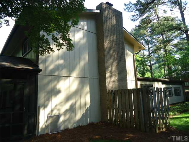 1533 Shadowood Lane Raleigh, NC 27612 - Photo 19 of 21 L SIDE OF HOUSE