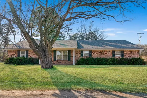 $187,900 | 410 Bois D Arc Street, Blossom, TX 75416