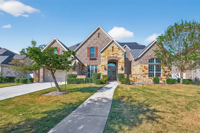 $795,000 | 10458 Lake Palmetto Drive, Conroe, TX 77385