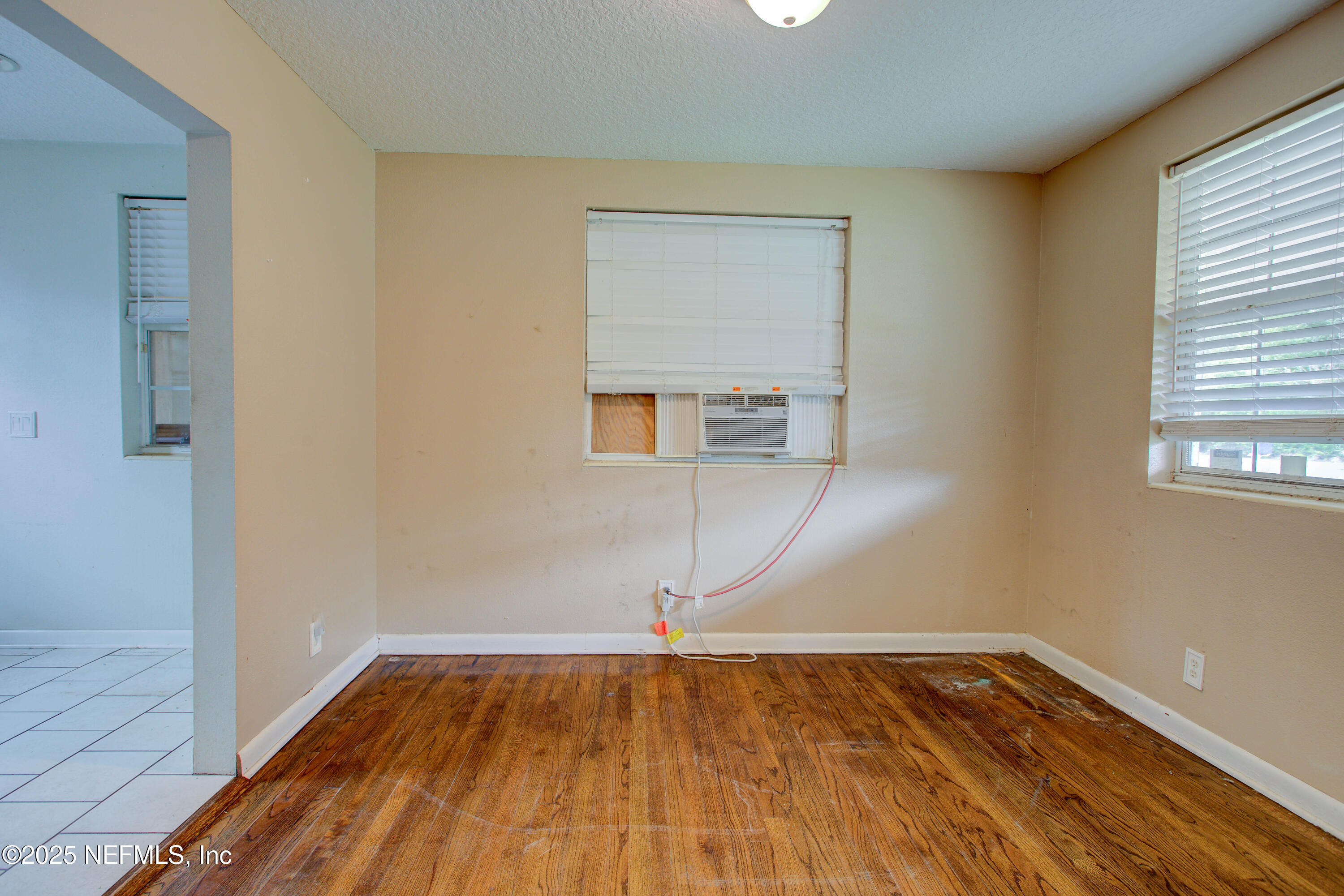 12146 Pulaski Road Jacksonville, FL 32218 - Photo 14 of 39 20251201-12146_Pulaski_Rd-17