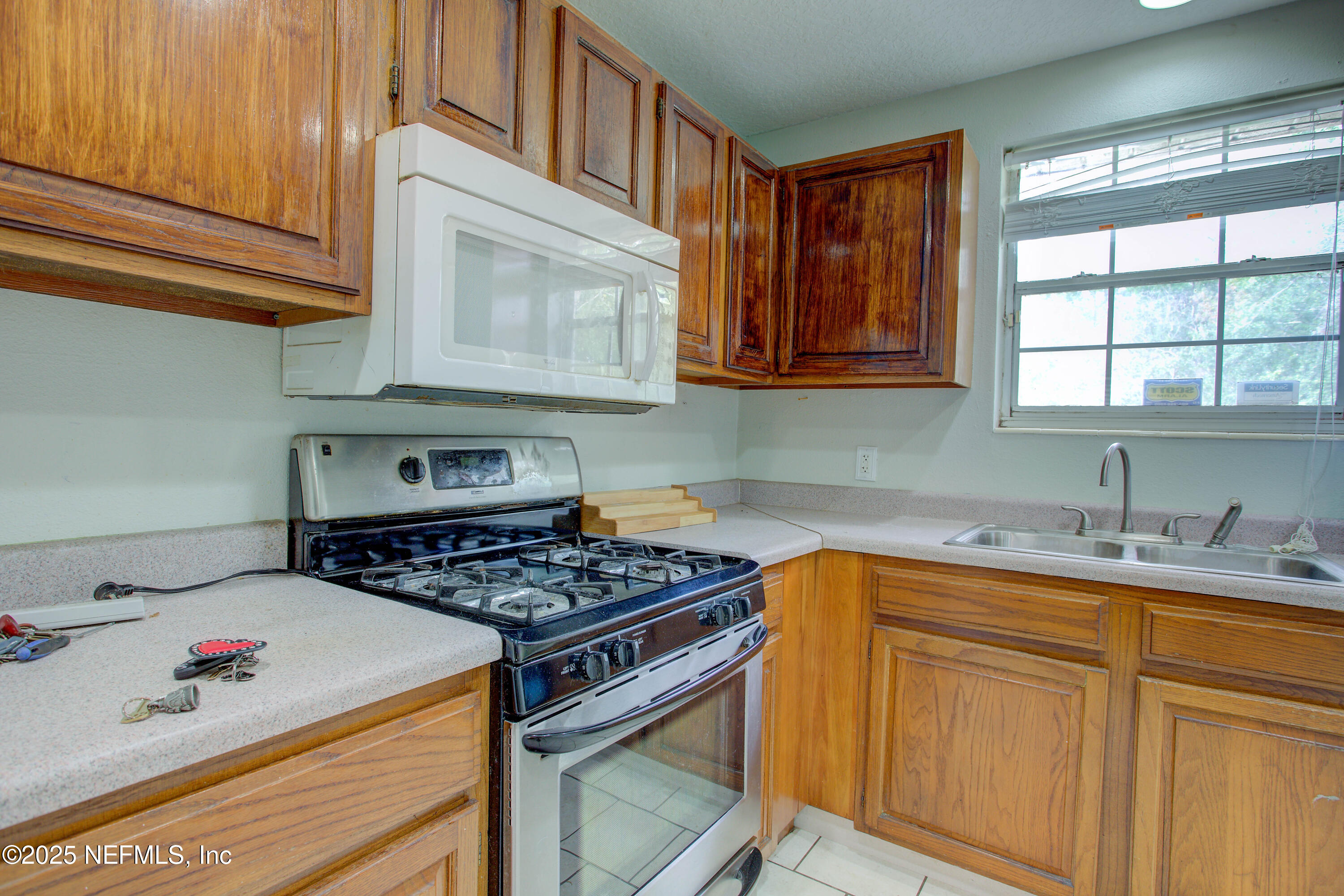 12146 Pulaski Road Jacksonville, FL 32218 - Photo 20 of 39 20251201-12146_Pulaski_Rd-23